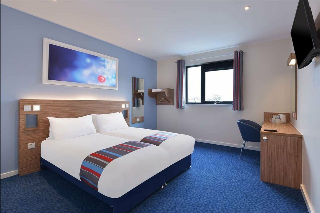 Ibis Budget London Heathrow T5 Slough Eksteriør billede